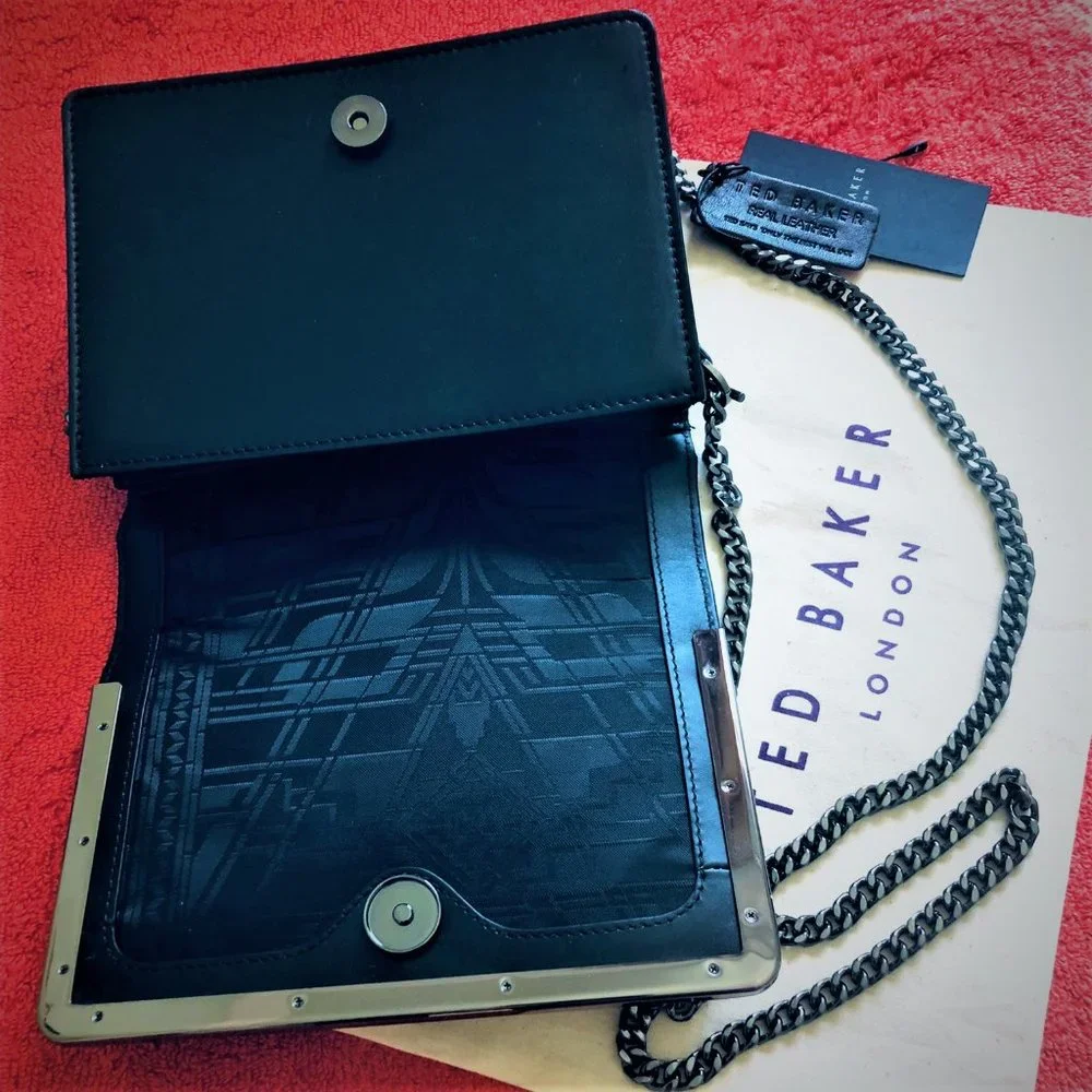 TED BAKER LONDON Black Leather Crossbody /Clutch Purse with Detachable Chain New - Picture 6 of 6